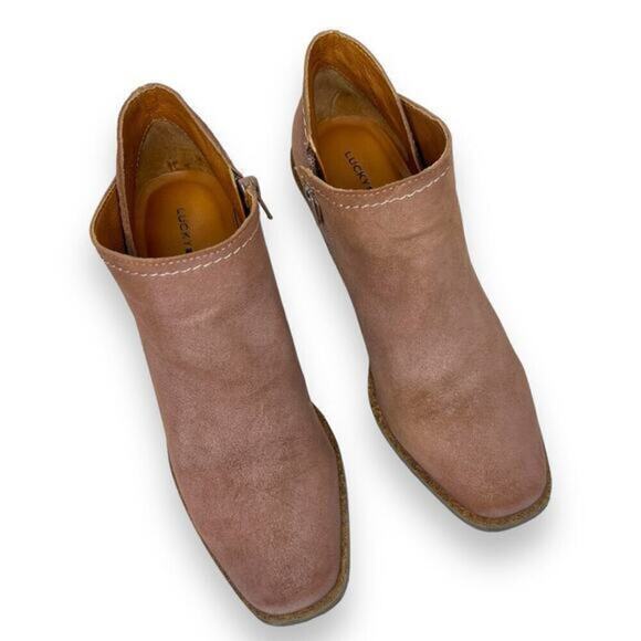 LUCKY BRAND Suede Macawi Ankle Boot Side Zip Size 7.5 - Picture 2 of 11